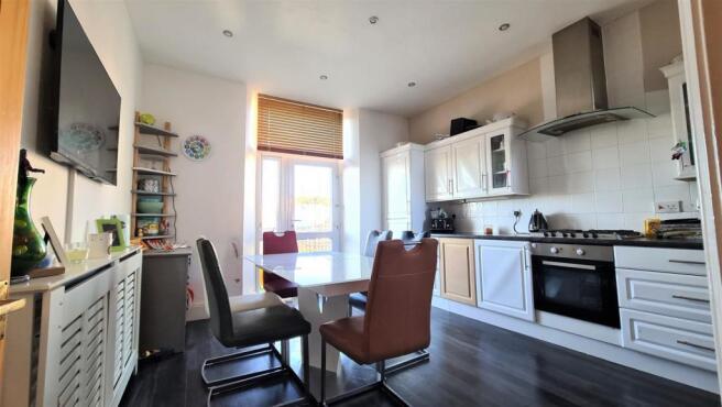 Kitchen/Family Room