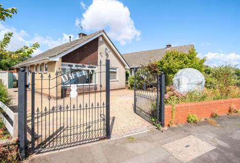 Milford Avenue, Wick, Bristol, Gloucestershire, BS30