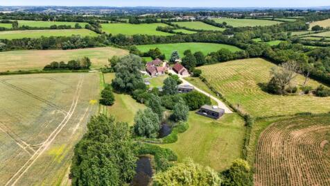 By The Byre Holidays & The Old Cow Byre, Whitechapel Lane, Beckington, Frome, BA11