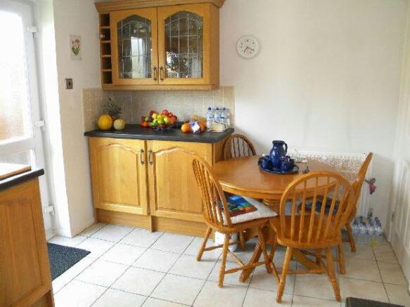 KITCHEN/DINER.
