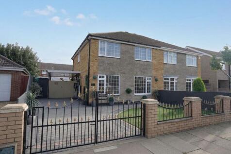 Timberley Drive, Grimsby, DN37