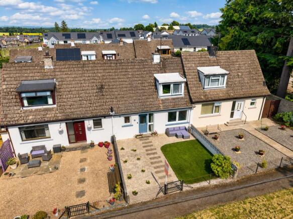 7 Kinloch Place Meigle-2.jpg