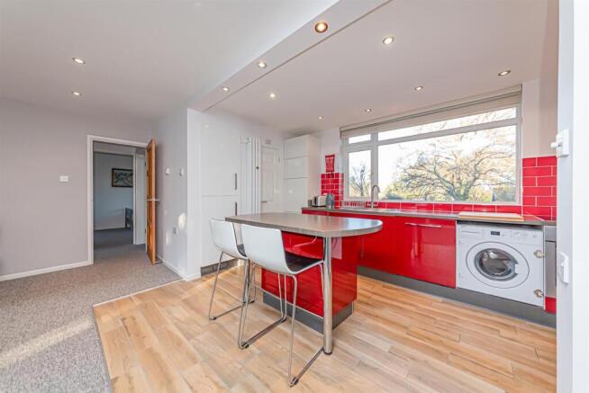 6 Birch Court (8).jpg