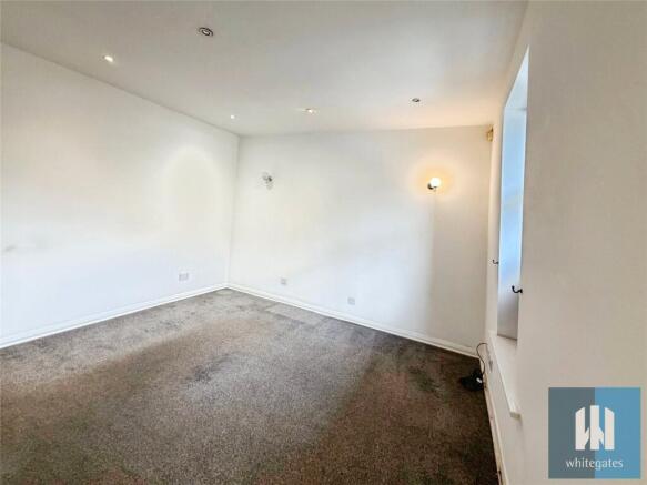 1 bed Apartment for sale Image 5