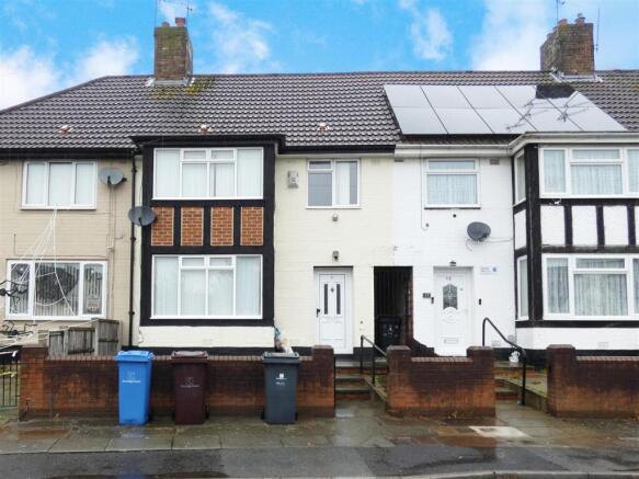 3-bed terraced on Layford Road, Huyton, Liverpool, £135,000