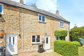 8, Middle Path, Crewkerne TA18 8BE