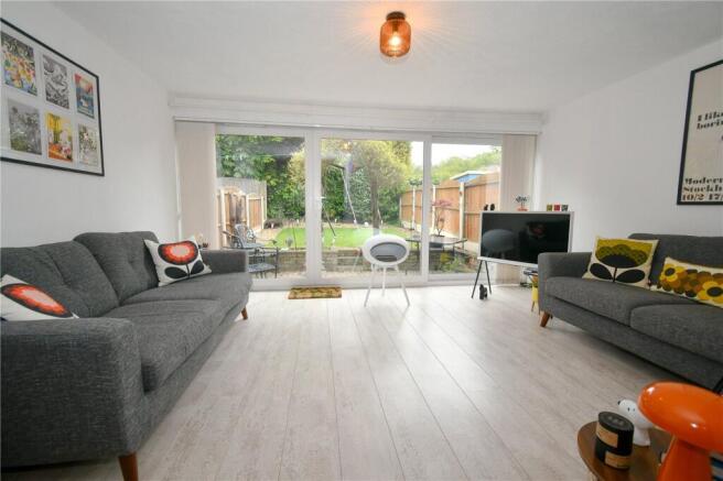 Brookhurst Avenue, Bromborough, Wirral photo 4