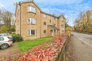 Flat 22, 15a Kings Court, Kings Mill Lane, Huddersfield HD1 3AW