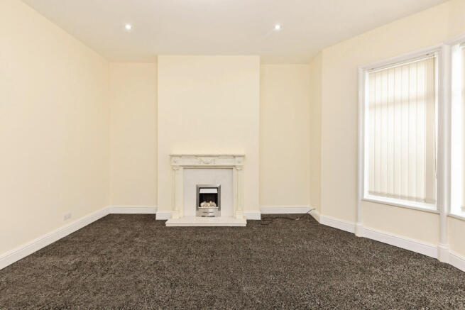 8 bed Semi-Detached for sale Image 4