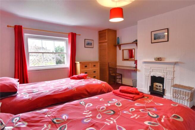 2 bed Terraced for sale Image 8