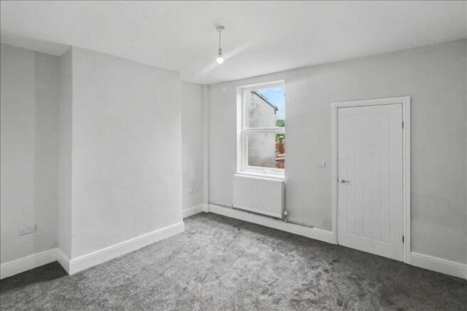Queens Road North, Eastwood, Nottingham photo 4