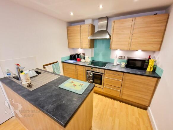 Lounge / Kitchen