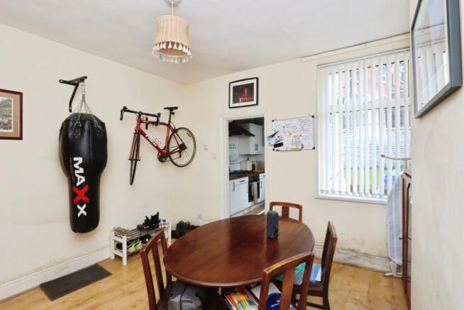 2 bed Terraced for sale Image 5