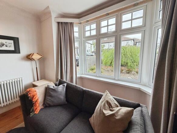 Nab Wood Road, Nab Wood, Shipley, BD18 photo 4
