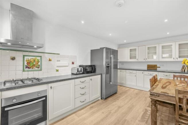 Kitchen 1