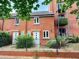 9, Sinclair Drive, Basingstoke RG21 6AF
