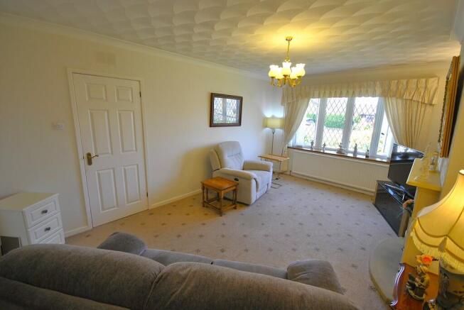 3 bed Semi-Detached Bungalow for sale Image 5