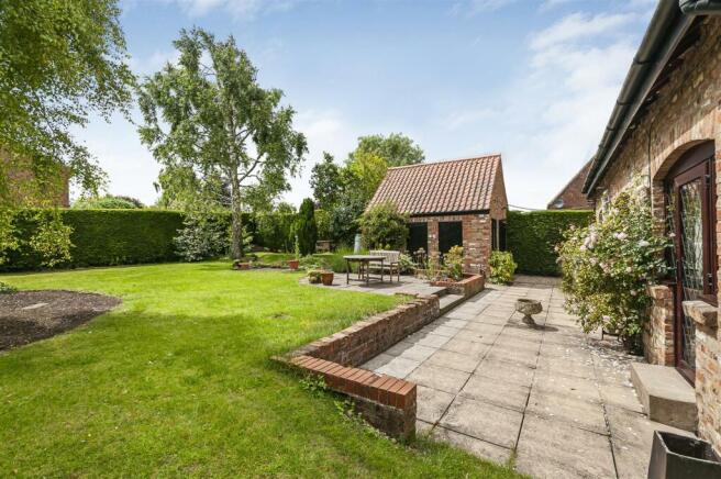 GARDEN