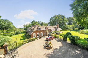 Bluebell Lodge, Longparish Road, Wherwell SP11 7AW
