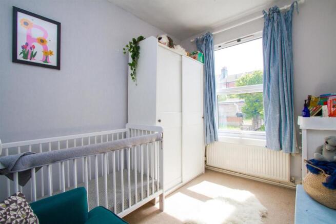 bedroom2.jpg