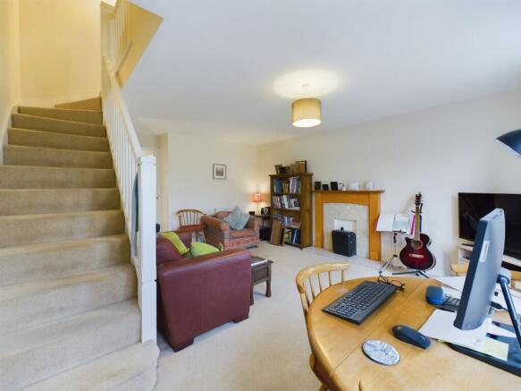 Sitting/Dining Room
