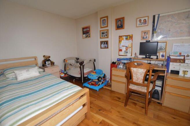 Photo 10