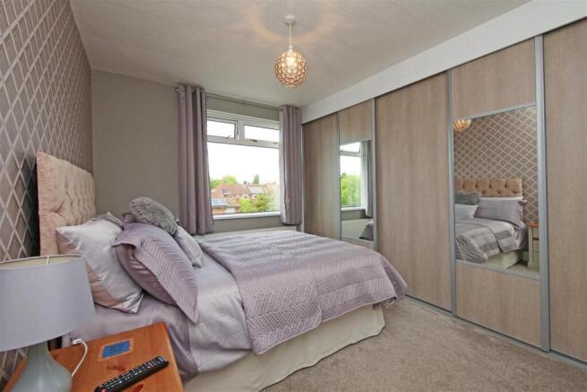 3 bed Semi-Detached for sale Image 9