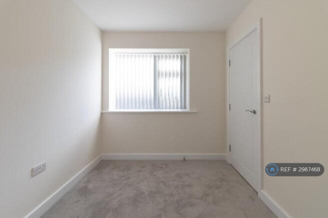 1 bed Flat to rent Image 6