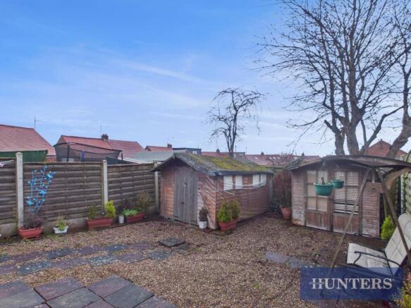 1 bed Semi-Detached Bungalow to rent Image 11
