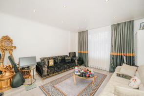 162, Tottenhall Road, London N13 6DL