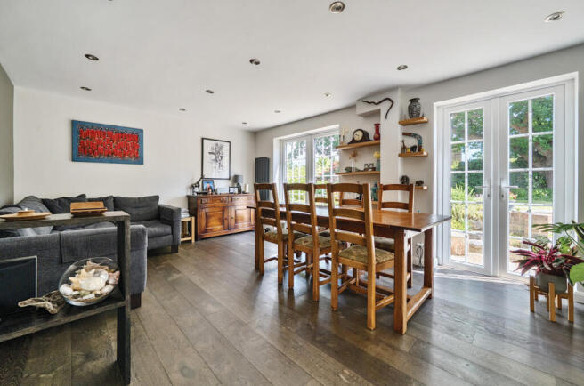 1321580-28-686fc5...