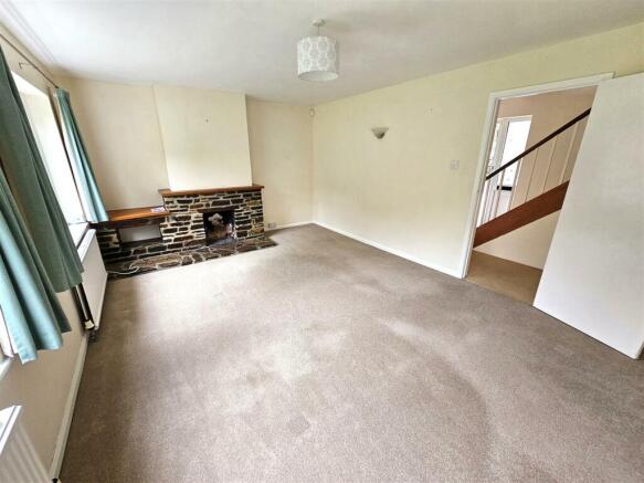 Living Room.jpg