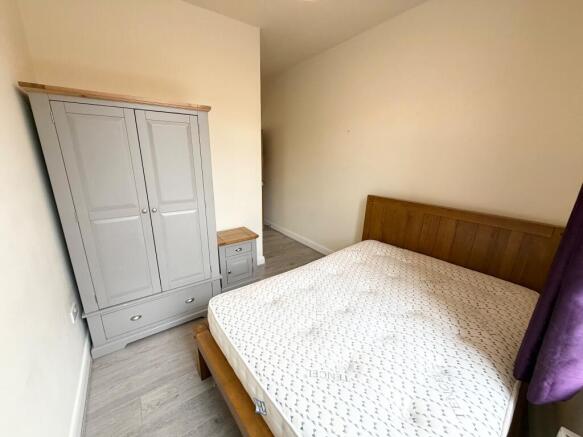 1 bed Apartment for sale Image 12