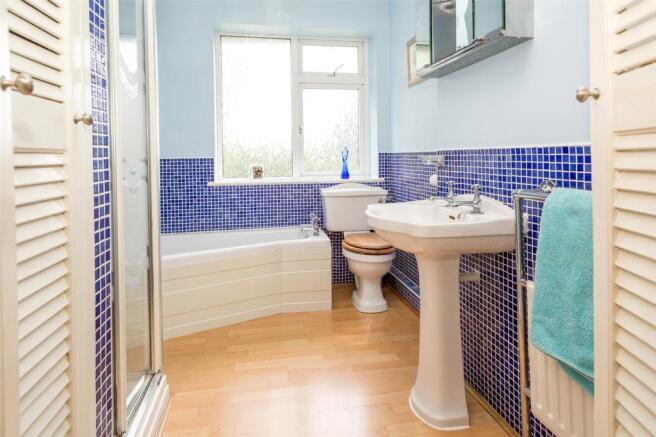 Ensuite Bathroom