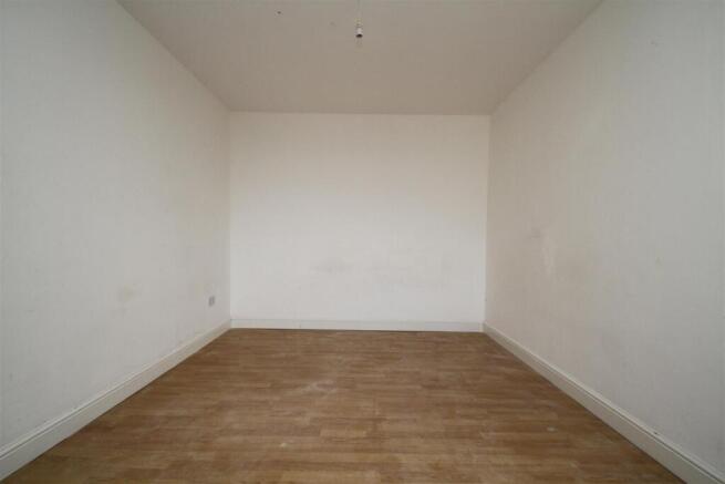 Leyton3.jpg