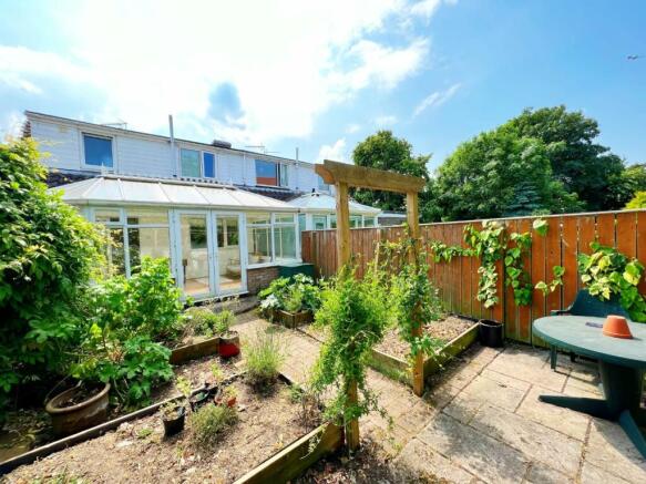 Garden pic 3.jpg