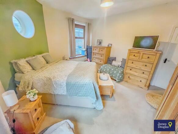 Bed12