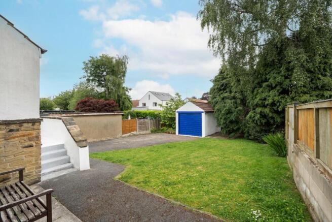 4 bed Detached for sale Image 5