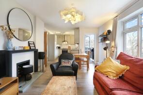 24, Lowth Road, London SE5 9EZ