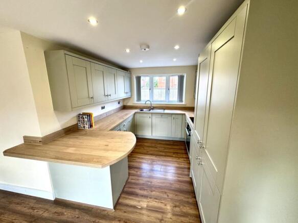 Kitchen/Breakfast Room