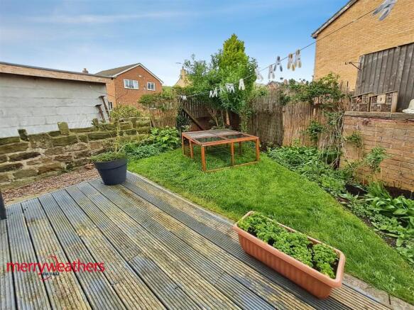 2 bed Flat for sale Image 2