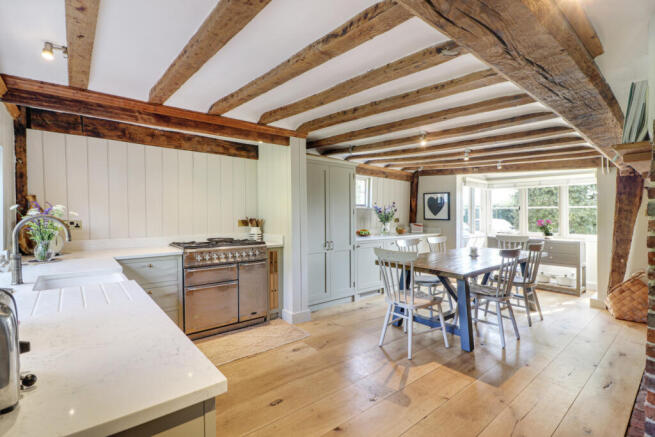 Kitchen/Breakfast Rm