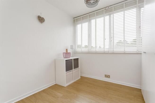 house-abbotts-road-cheam-126.jpg
