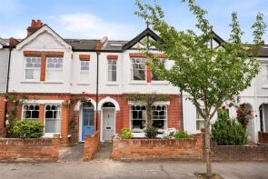 49, Blackmores Grove, Teddington TW11 9AE