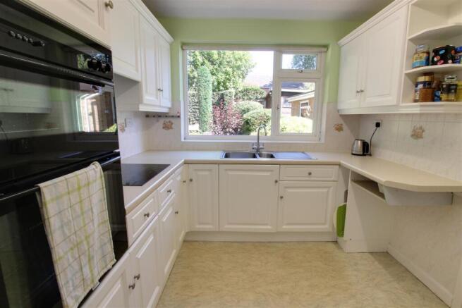 3 bed Detached for sale Image 7