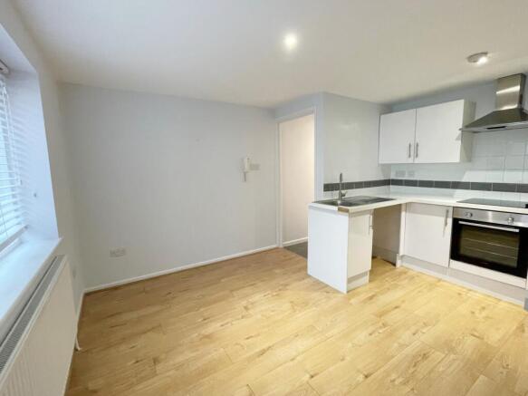 Lounge / Kitchen