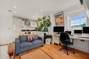 Flat 1, 70 Alderney Court, Trafalgar Road, London SE10 9UG
