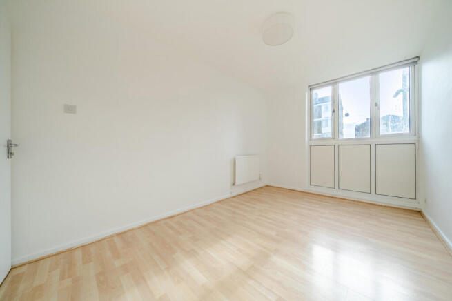 1541037-7-6ae33b3...