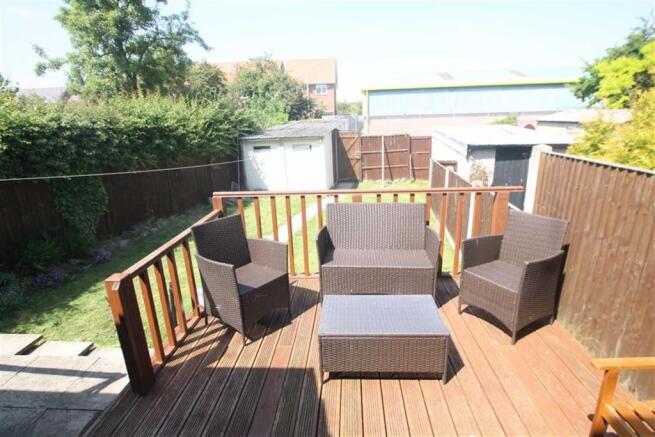 RAISED DECKED PATIO