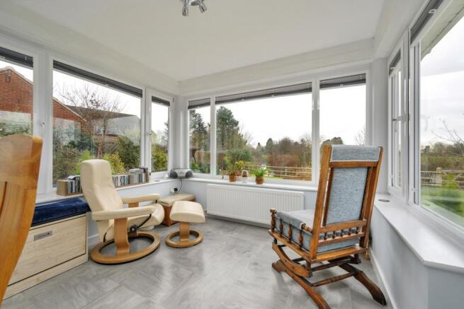 GARDEN ROOM